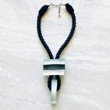 Load image into Gallery viewer, Jetsetter Necklace