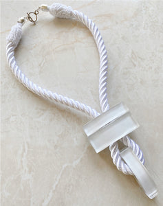Jetsetter Necklace in white